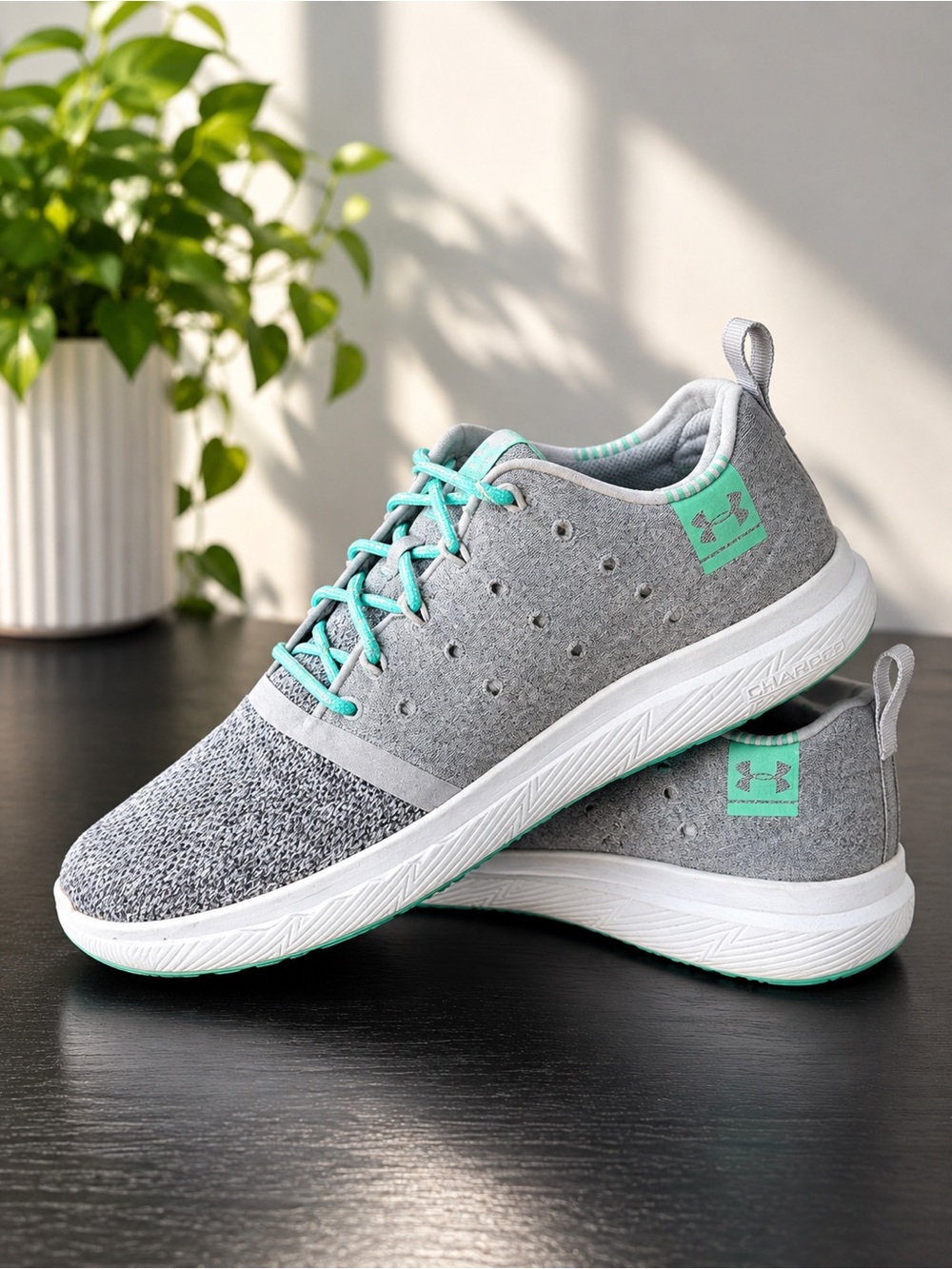 Under Armour Charged 24/7 Low Gray Teal Running Sneakers Women’s 8.5